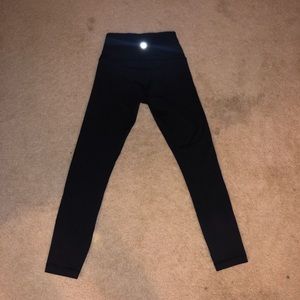Lululemon black leggings